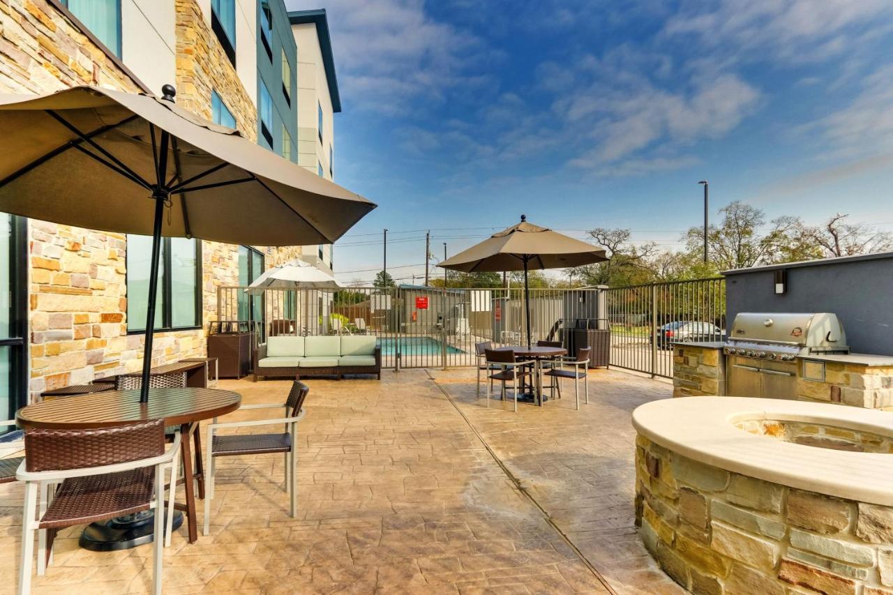 Towneplace Suites Houston I-10 East Exterior photo